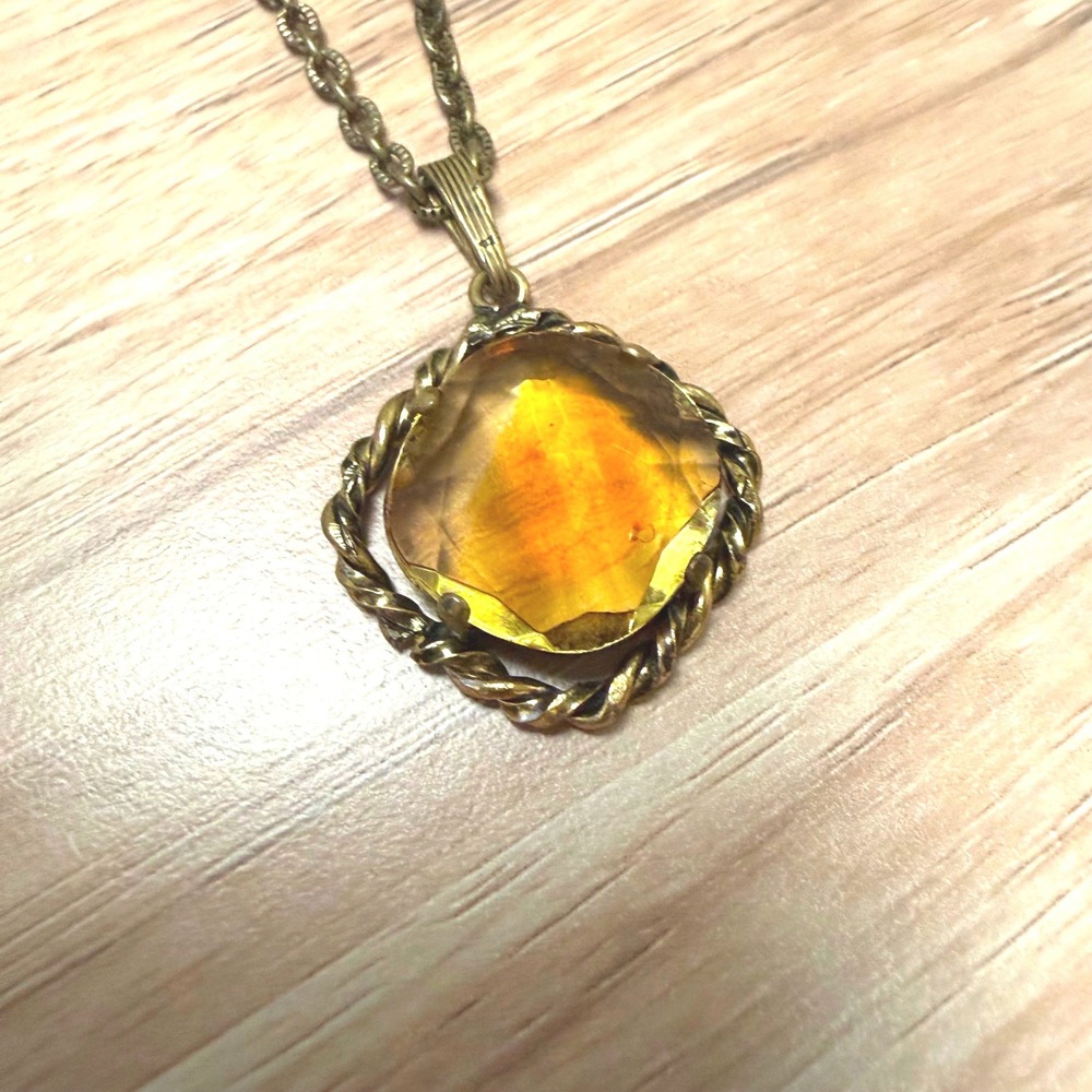 Vintage W. Germany Amber Glass Pendant Necklace Brass Twisted Rope Frame 24 Inch